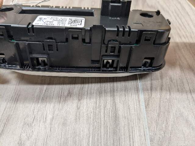 OEM BMW G20 G22 G23 G26 G80 G82 G83 Rear AC Air Climate Control Switch Module