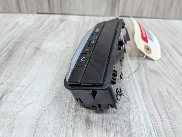 OEM BMW G20 G22 G23 G26 G80 G82 G83 Rear AC Air Climate Control Switch Module