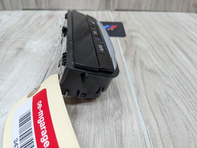 OEM BMW G20 G22 G23 G26 G80 G82 G83 Rear AC Air Climate Control Switch Module