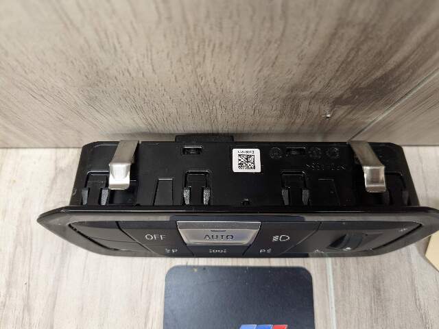 OEM BMW G20 G22 G23 G26 G42 G80 G82 G83 Headlight Control Switch Light Module