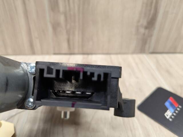 OEM BMW G20 G80 330 M340 REAR Right Passenger Side Door Window Regulator Motor