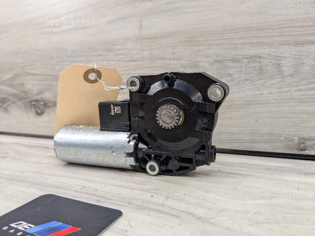 OEM BMW G20 G22 G26 G42 G80 G82 G87 M2 M3 M4 Sunroof Moonroof Motor Drive Unit