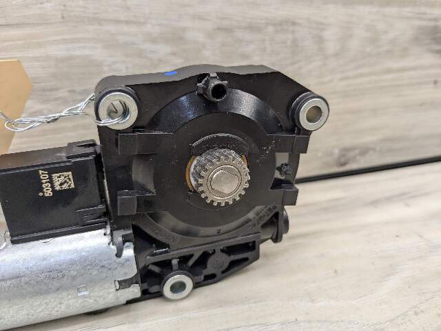 OEM BMW G20 G22 G26 G42 G80 G82 G87 M2 M3 M4 Sunroof Moonroof Motor Drive Unit