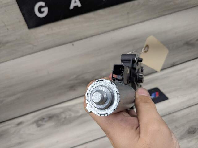OEM BMW G20 G22 G26 G42 G80 G82 G87 M2 M3 M4 Sunroof Moonroof Motor Drive Unit