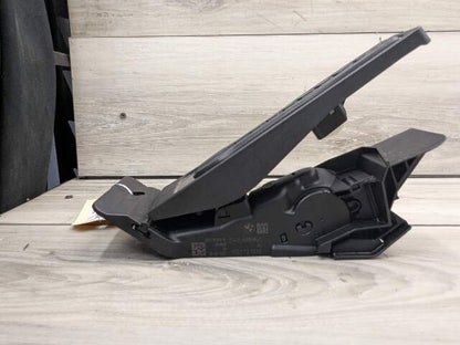 19-25 OEM BMW G01 G20 G42 G80 G82 G83 G05 Accelerator Throttle Gas Pedal