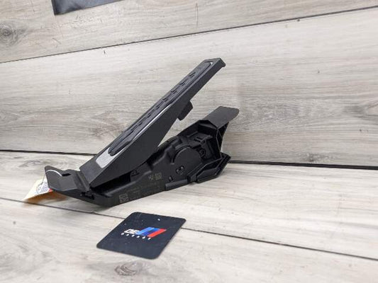 19-25 OEM BMW G01 G20 G42 G80 G82 G83 G05 Accelerator Throttle Gas Pedal