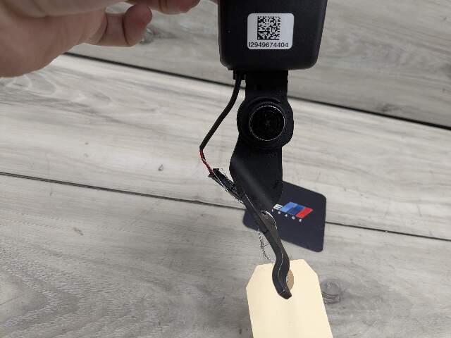 OEM BMW G42 G87 230 M240 M2 Rear Right Passenger Seatbelt Seat Belt Buckle