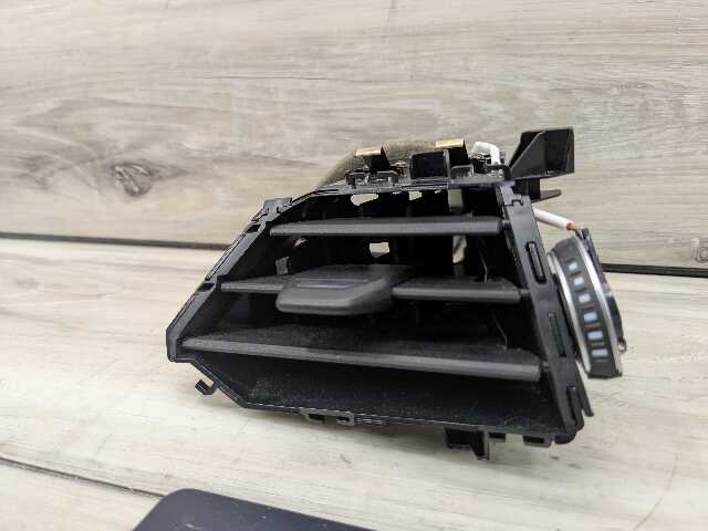 OEM BMW G20 G22 G26 G42 G80 G82 M3 M4 Right Passenger Air AC Vent Dash Grille