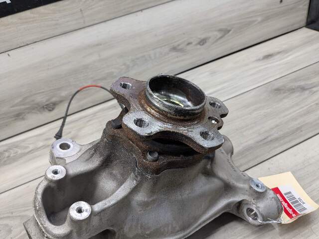 22-25 OEM BMW G42 230iX M240iX AWD Front Left Driver Hub Spindle Knuckle Bearing