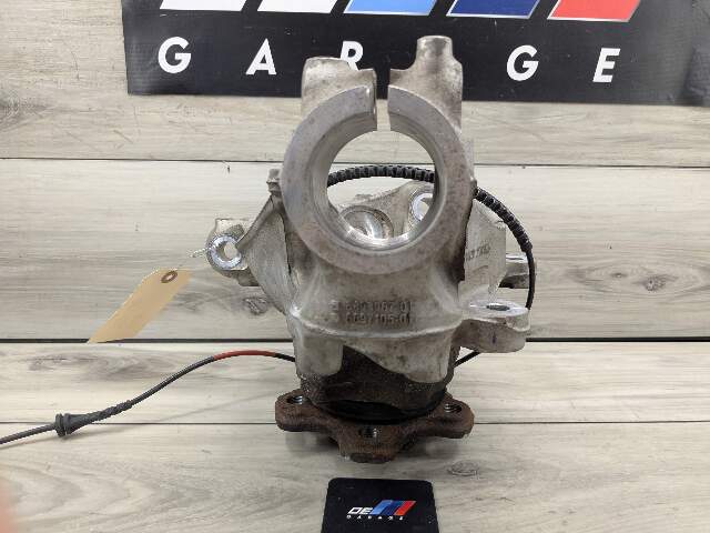 22-25 OEM BMW G42 230iX M240iX AWD Front Left Driver Hub Spindle Knuckle Bearing