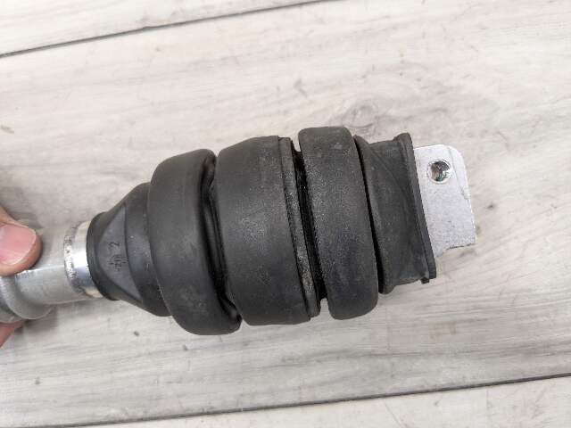 OEM BMW G20 G22 G23 G42 330 M340 430 M440 Steering Column Lower Joint Shaft