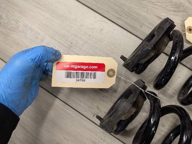 22-25 OEM BMW G42 M240iX Rear Left Right Suspension Coil Springs PAIR