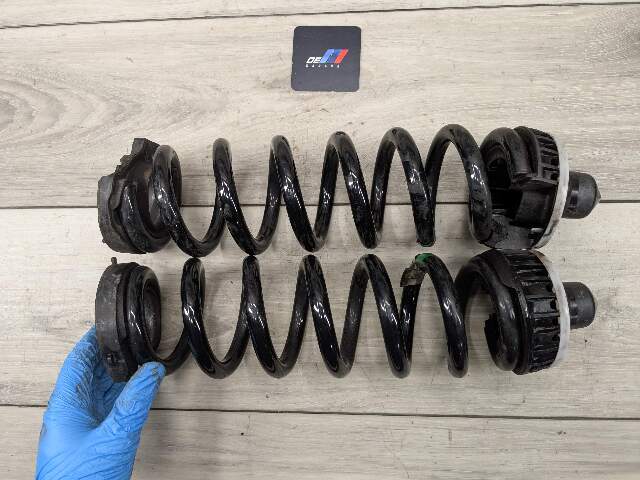 22-25 OEM BMW G42 M240iX Rear Left Right Suspension Coil Springs PAIR