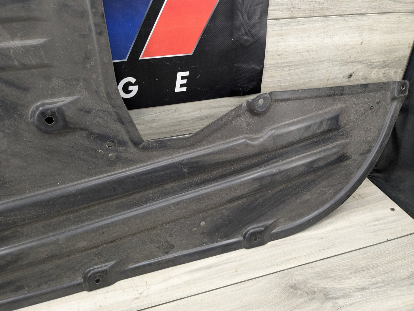 19-25 OEM BMW G20 G23 G26 G42 Center Underbody Underfloor Cover Splash Guard AWD