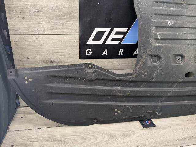 19-25 OEM BMW G20 G23 G26 G42 Center Underbody Underfloor Cover Splash Guard AWD