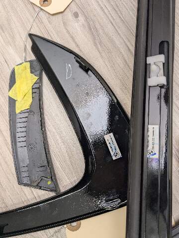 22-25 OEM BMW G42 G87 Left Driver Side Door Belt Molding Trim SHADOW GLOSS