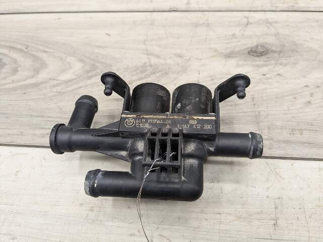OEM BMW F01 F02 F06 F07 F10 F12 F13 M5 M6 Engine Water Heater Control Valve Pump