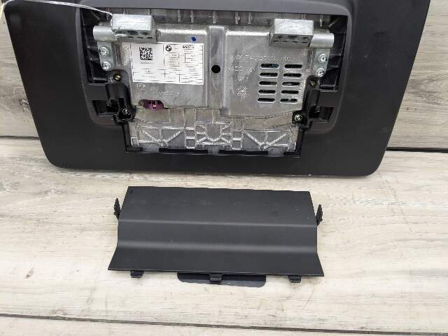 *NOTE* 16-19 OEM BMW G11 G12 750 M760 Rear Seat Display Monitor Screen