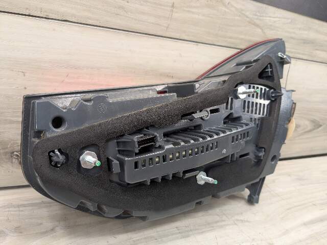 16-19 OEM BMW G11 G12 740 750 Rear Left Driver Side LED Inner Stop Tail Light