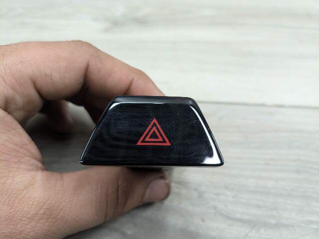 16-19 OEM BMW G12 G30 F90 M5 Center Hazard Warning Flasher Control Switch Module