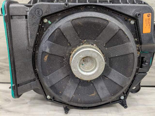 16-19 OEM BMW F90 G12 G30 Right Passenger Speaker Audio Sub Subwoofer HARMAN