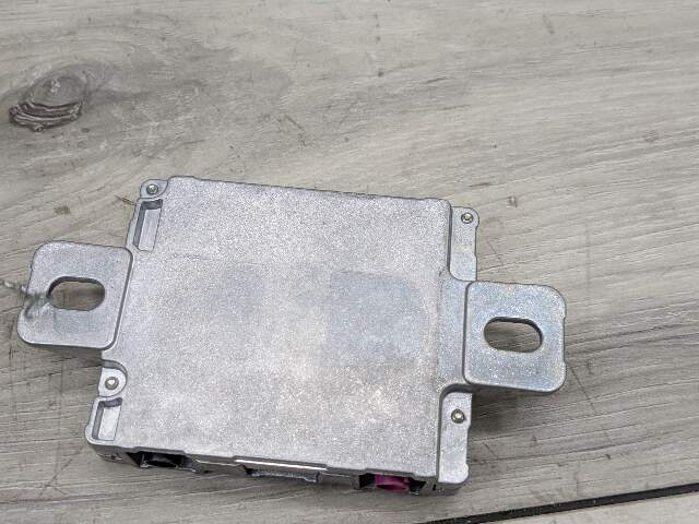 OEM BMW F22 F30 G11 G12 G30 F80 M2 M3 M4 Communication LTE Compensator Module