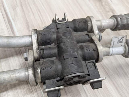 16-19 OEM BMW F90 G11 G12 G30 750 Transmission Oil Cooler Line Return Flow N63R