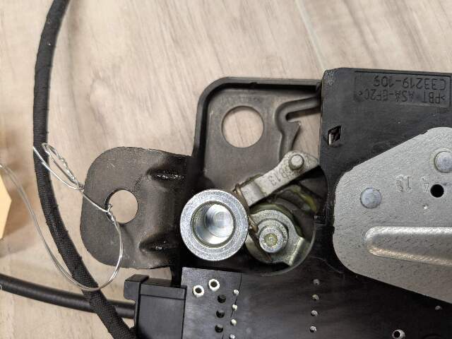 17-24 OEM BMW G01 G30 F90 F97 X3 X3M M5 Trunk Lid Actuator Latch Lock System SET