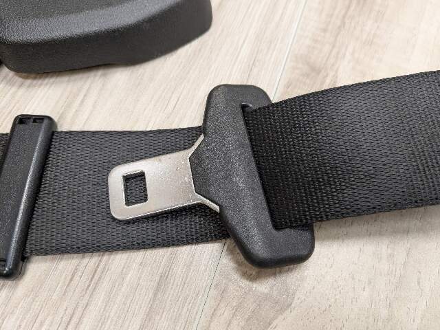 OEM BMW G01 G02 F97 F98 X3 X4 Front Right Passenger Seat Belt Seatbelt Retractor