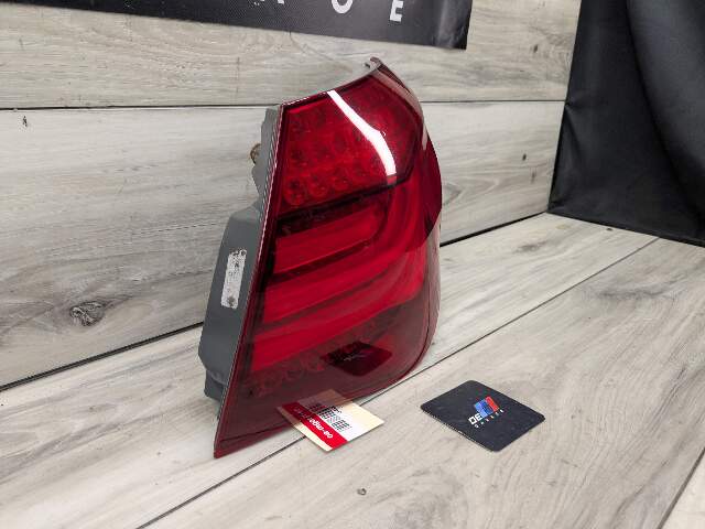 13-15 OEM BMW F01 F02 LCI 740 750 LED Rear Right Passenger Side Outer Tail Light