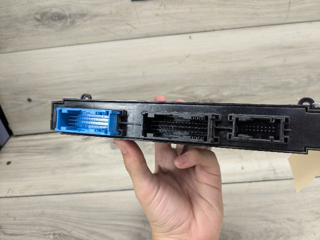OEM BMW F01 F02 F06 F10 F12 BCM Body Control Module Junction Box Unit JBFFE III
