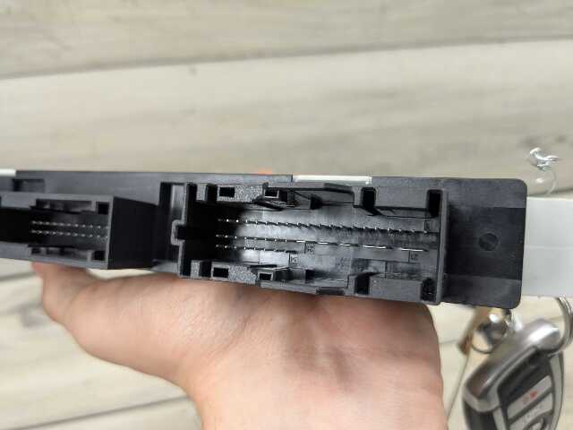 OEM BMW F10 F07 F12 F01 F06 F25 CAS4 Comfort Access Control Unit Module w/ Key
