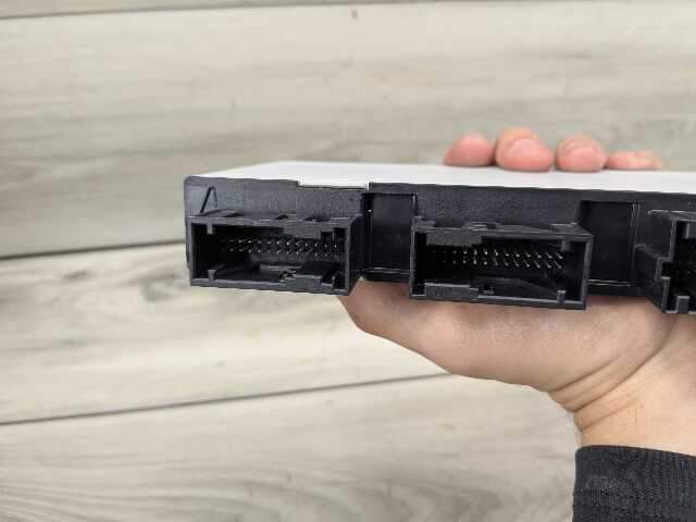 OEM BMW F10 F07 F12 F01 F06 F25 CAS4 Comfort Access Control Unit Module w/ Key