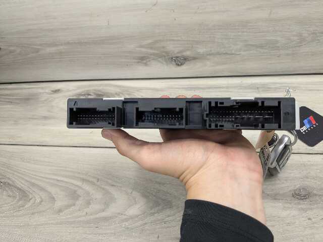 OEM BMW F10 F07 F12 F01 F06 F25 CAS4 Comfort Access Control Unit Module w/ Key