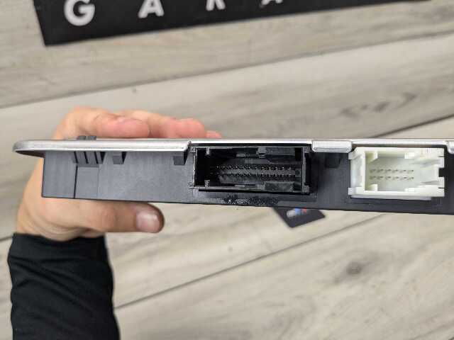 13-15 OEM BMW F01 F02 740 750 LCI Footwell Light Control Module FRMIII FRM3