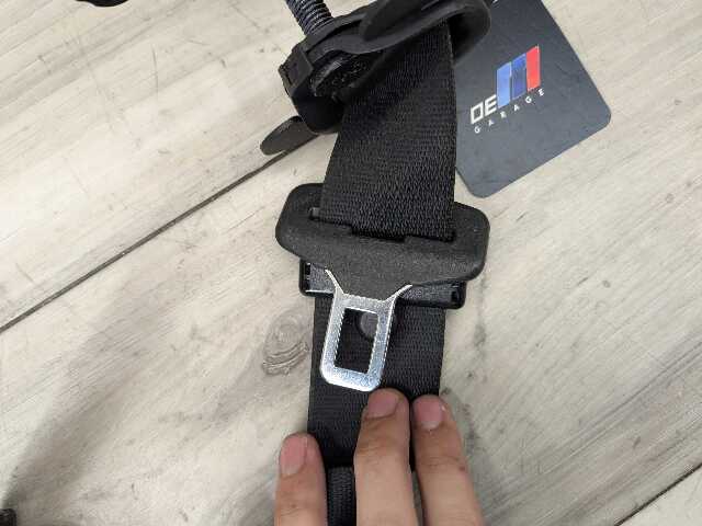 13-15 OEM BMW F01 F02 740 750 760 Front Right Passenger Seatbelt Retractor Black