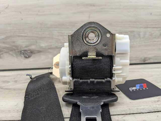 09-15 OEM BMW F01 F02 740 750 760 B7 REAR CENTER Side Seatbelt Retractor Black