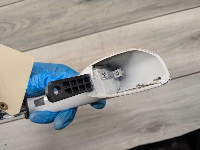 16-19 OEM BMW G11 G12 740 750 REAR Left Driver Door Handle COMFORT ACCESS White