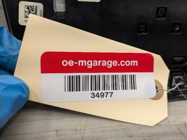 16-19 OEM BMW G12 740 750 M760 B7 Headliner Dome Light Sunroof Control Module