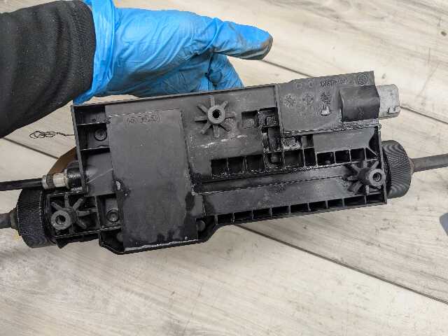 09-15 OEM BMW F01 F02 740 750 Emergency Parking Brake Actuator Unit Motor