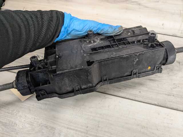 09-15 OEM BMW F01 F02 740 750 Emergency Parking Brake Actuator Unit Motor