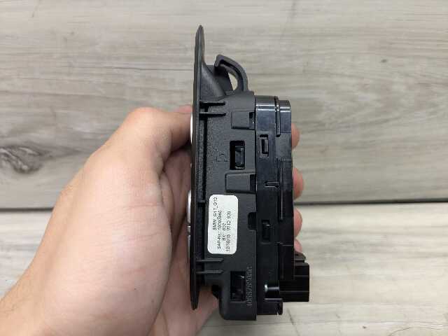 16-19 OEM BMW G12 740 750 M760 Rear Left Right Window Door Sun Shade Switch
