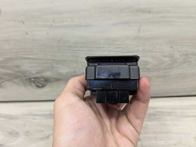 16-19 OEM BMW G12 740 750 M760 Rear Left Right Window Door Sun Shade Switch