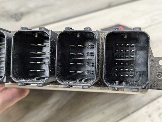 OEM BMW G11 G12 G30 M550 750 DME ECU N63R Engine Control Module Computer 880