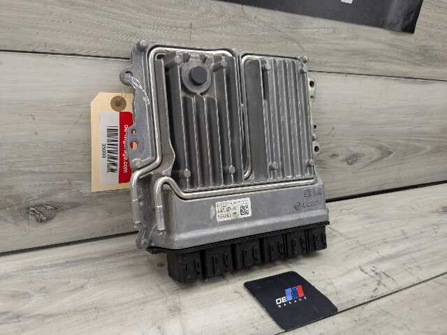 OEM BMW G11 G12 G30 M550 750 DME ECU N63R Engine Control Module Computer 880