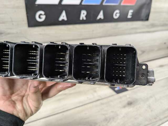 OEM BMW G11 G12 G30 M550 750 DME ECU N63R Engine Control Module Computer 881