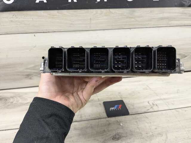 OEM BMW G11 G12 G30 M550 750 DME ECU N63R Engine Control Module Computer 881