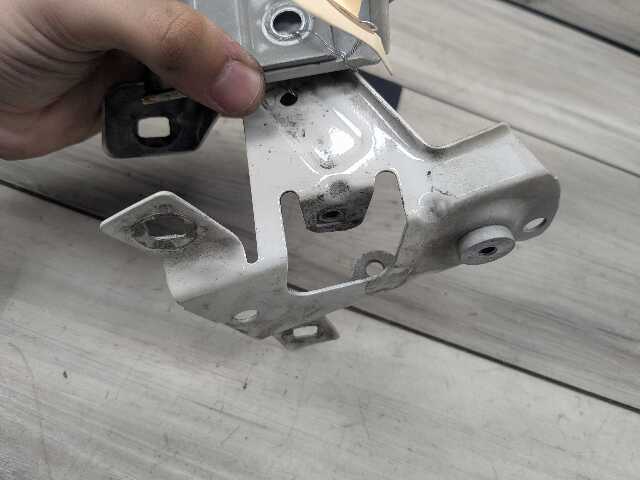 16-19 OEM BMW G11 G12 740 750 Front Right Passenger Fender Holder Bracket SET