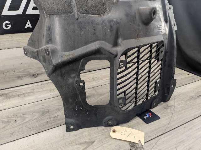 16-19 OEM BMW G11 G12 740 750 Front Left Driver Fender Liner Wheel Splash Shield