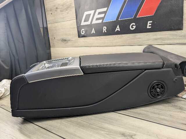 *16-19 OEM BMW G11 G12 750 REAR Seat Center Armrest Headrest Cup Holder